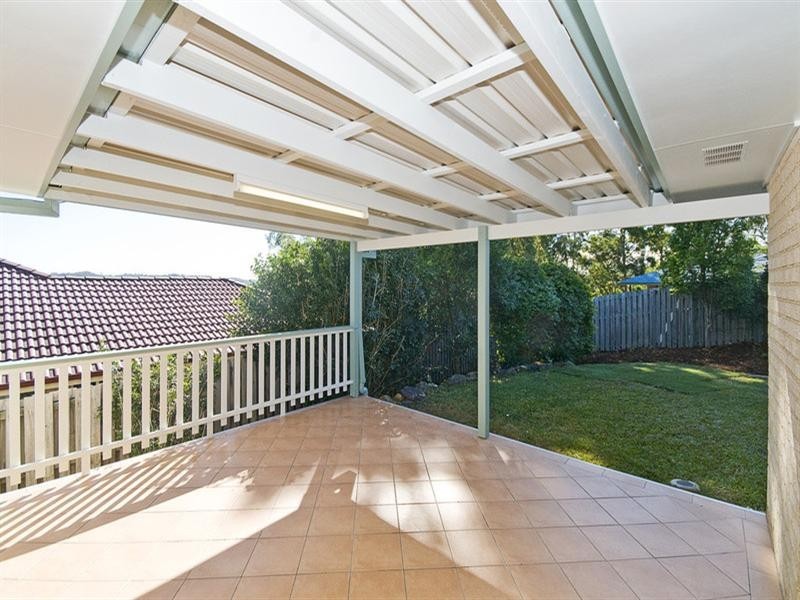 22 Hibertia Avenue, Elanora QLD 4221
