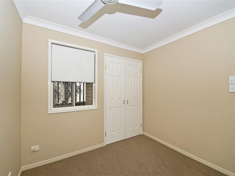 22 Hibertia Avenue, Elanora QLD 4221