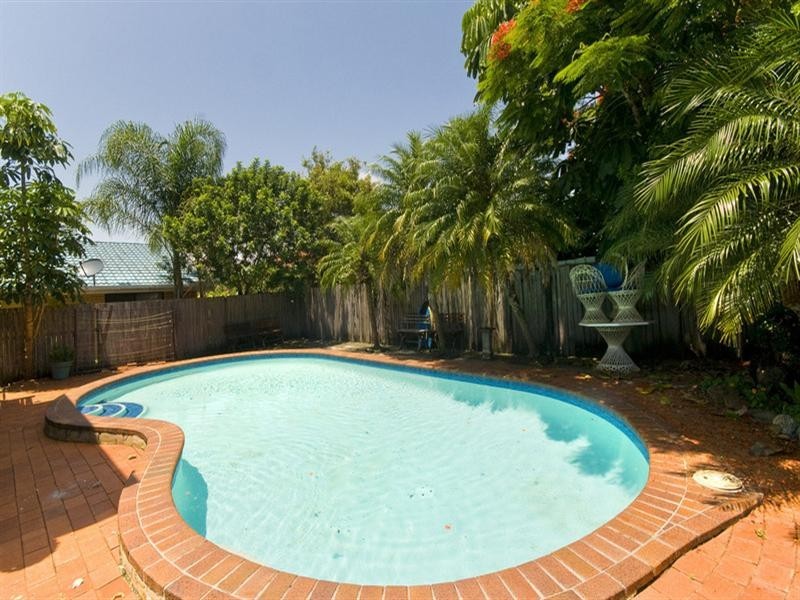 8 Jodie Street, Tugun QLD 4224