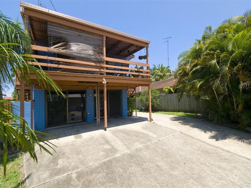 8 Jodie Street, Tugun QLD 4224