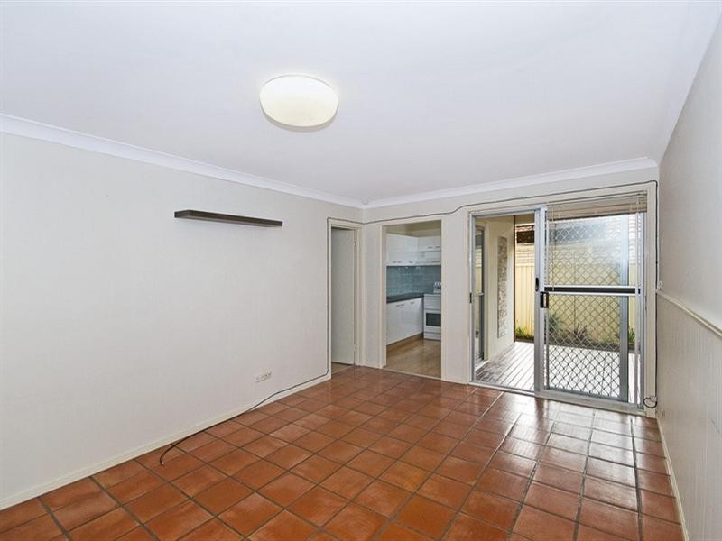 2/21 Tallebudgera Drive, Palm Beach QLD 4221