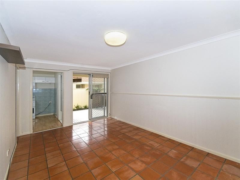 2/21 Tallebudgera Drive, Palm Beach QLD 4221