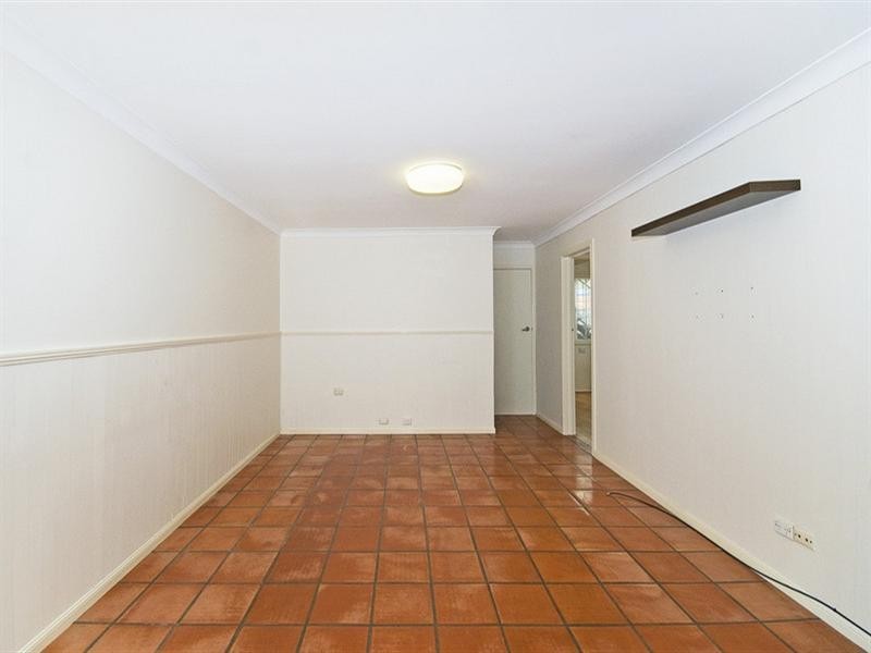 2/21 Tallebudgera Drive, Palm Beach QLD 4221