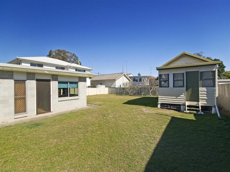 382 Cypress Terrace North, Palm Beach QLD 4221