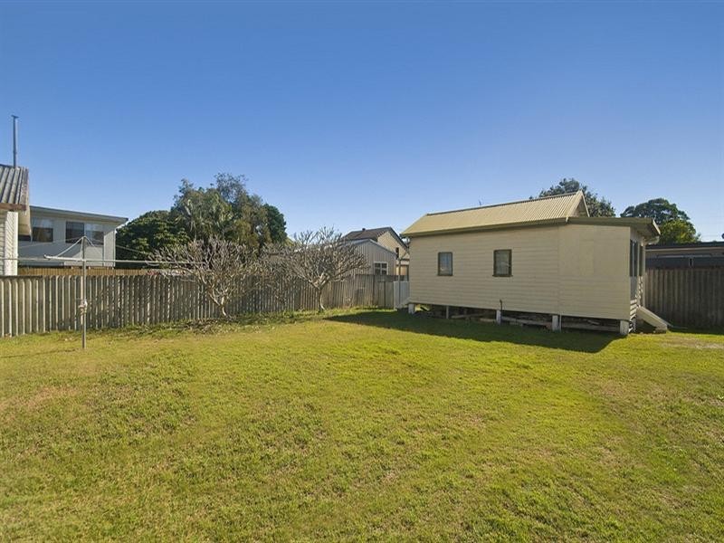 382 Cypress Terrace North, Palm Beach QLD 4221