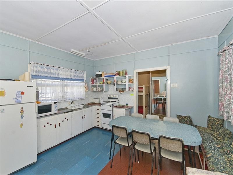 382 Cypress Terrace North, Palm Beach QLD 4221