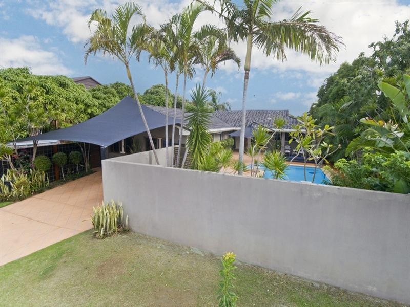 38 Avanti Street, Mermaid Waters QLD 4218