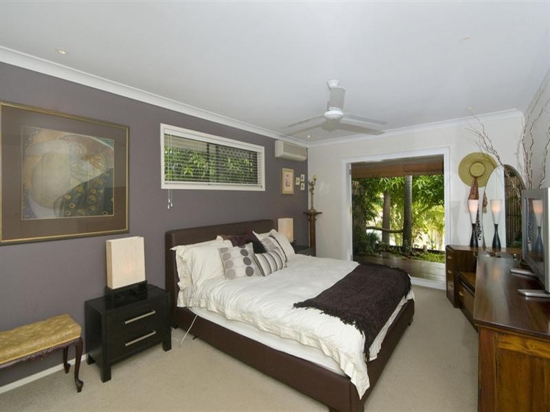 38 Avanti Street, Mermaid Waters QLD 4218