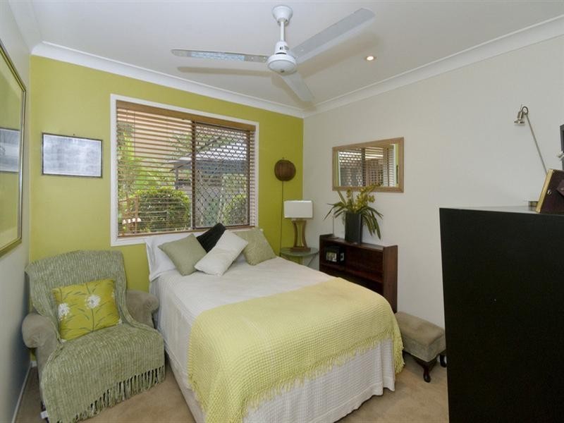 38 Avanti Street, Mermaid Waters QLD 4218