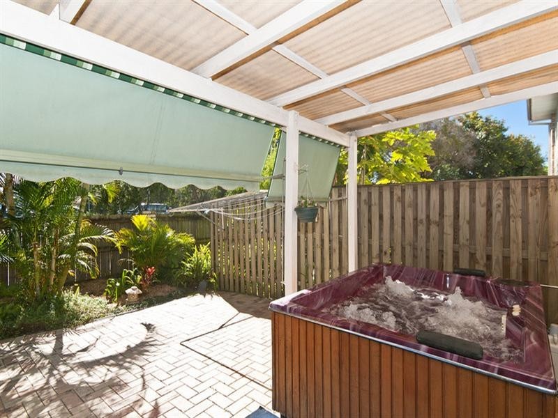 16/9 Harrier Drive, Burleigh Waters QLD 4220