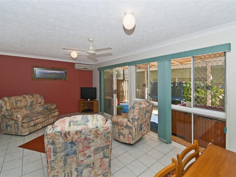 16/9 Harrier Drive, Burleigh Waters QLD 4220