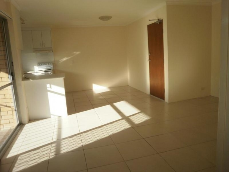 8/8 Allara Avenue, Palm Beach QLD 4221