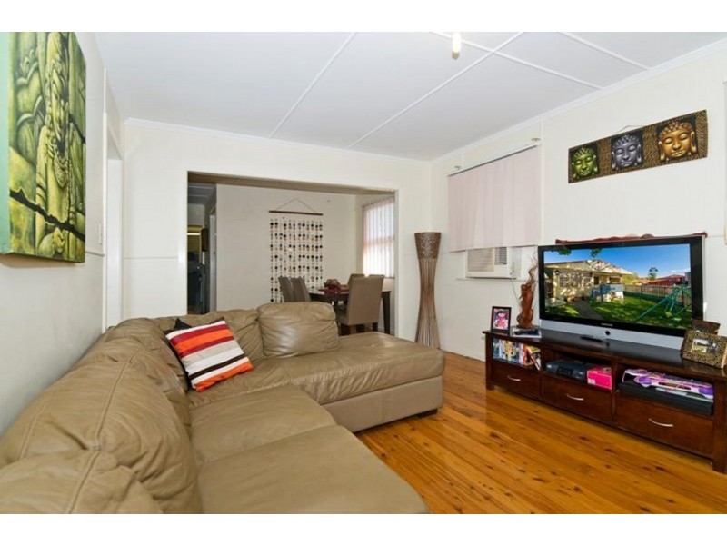 2/32 Third Avenue, Palm Beach QLD 4221