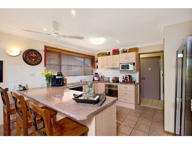 102 Parnki Parade, Palm Beach QLD 4221