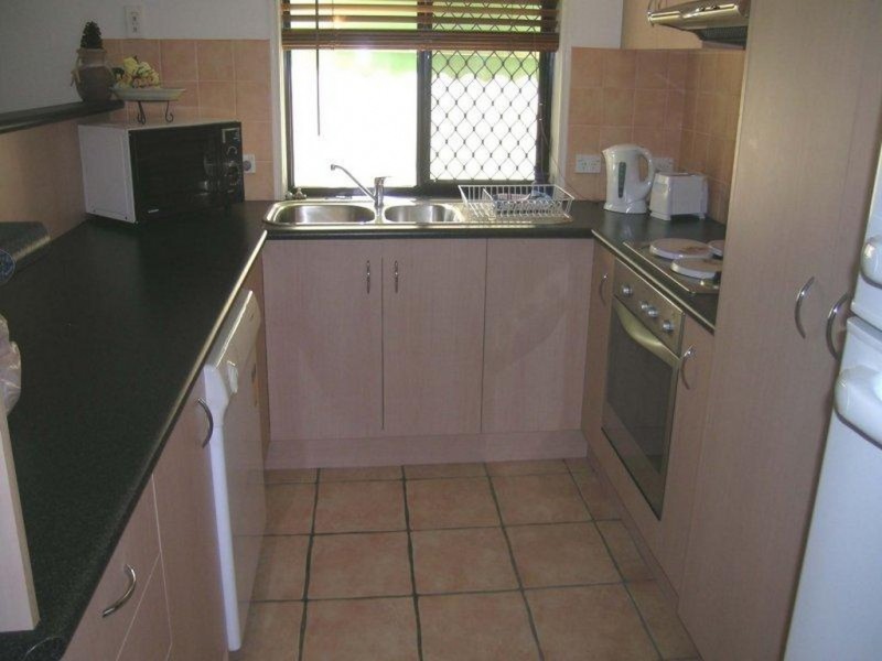 2/28 Tallebugera Drive, Palm Beach QLD 4221