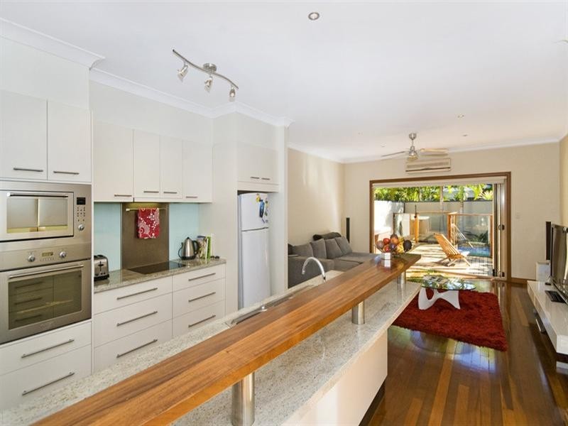 1/31 Third Avenue, Palm Beach QLD 4221