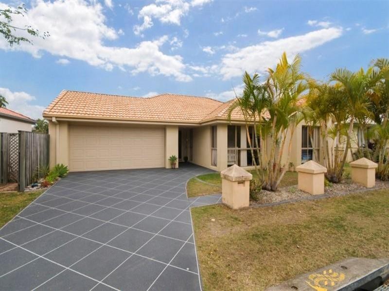 7 Gardendale Crescent, Burleigh Waters QLD 4220
