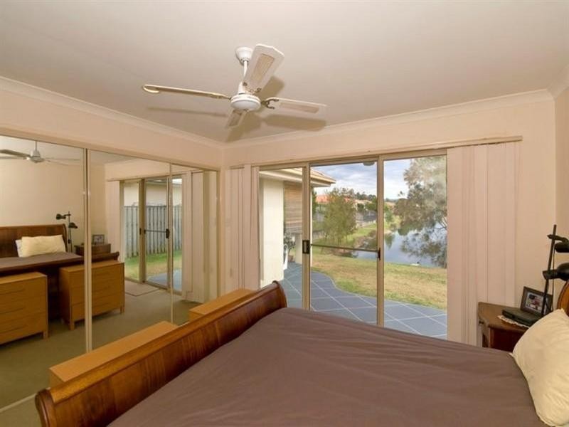 7 Gardendale Crescent, Burleigh Waters QLD 4220