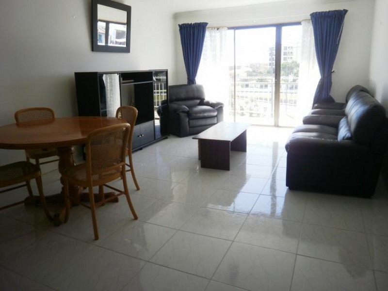 13/2 Twenty Eighth Avenue, Palm Beach QLD 4221