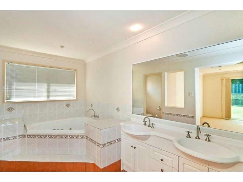 3 Mountain Ash Circuit, Robina QLD 4226