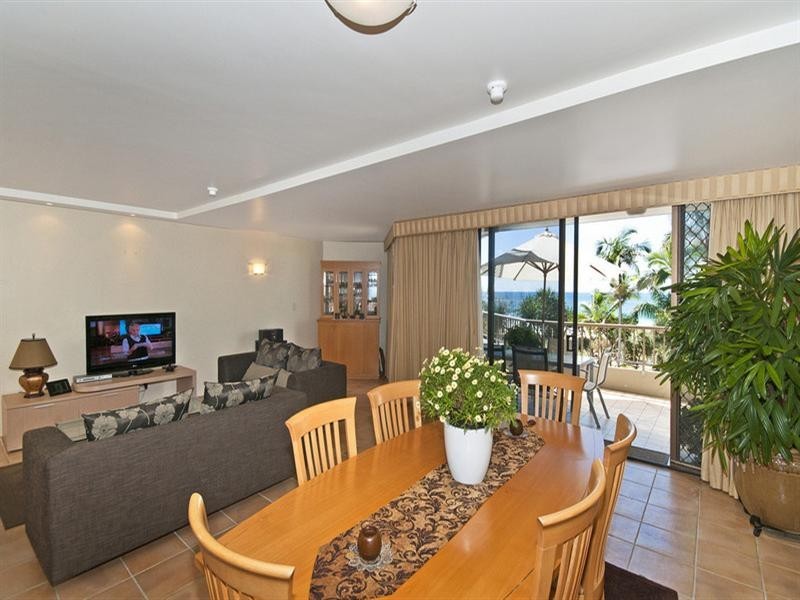 2c/828 Pacific Parade, Currumbin QLD 4223