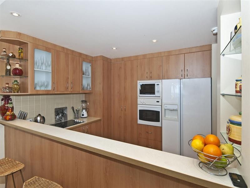 2c/828 Pacific Parade, Currumbin QLD 4223