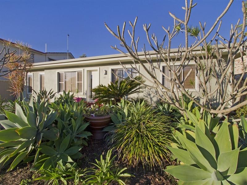 43 Parnki Parade, Palm Beach QLD 4221