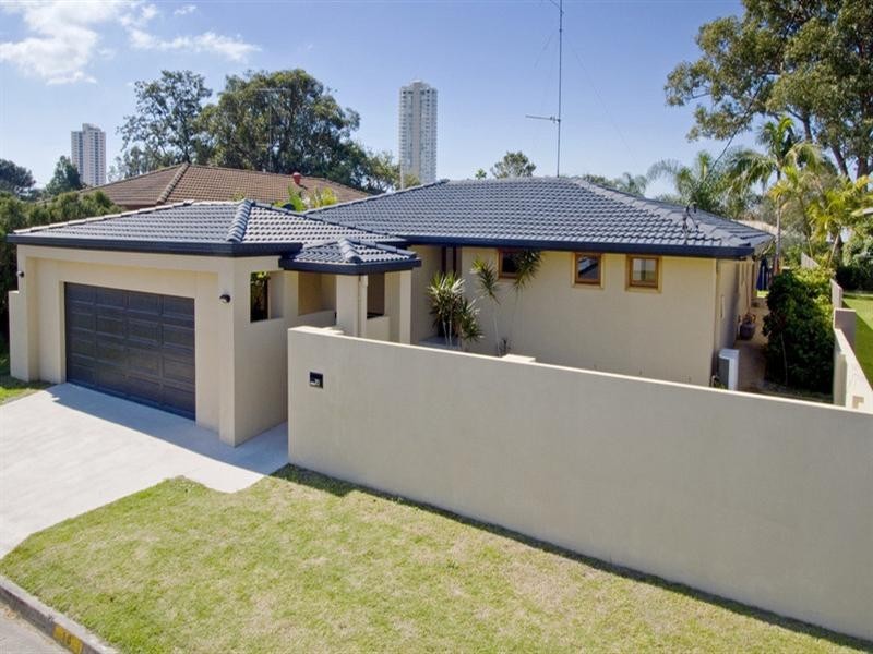 10 Eagle Avenue, Burleigh Waters QLD 4220