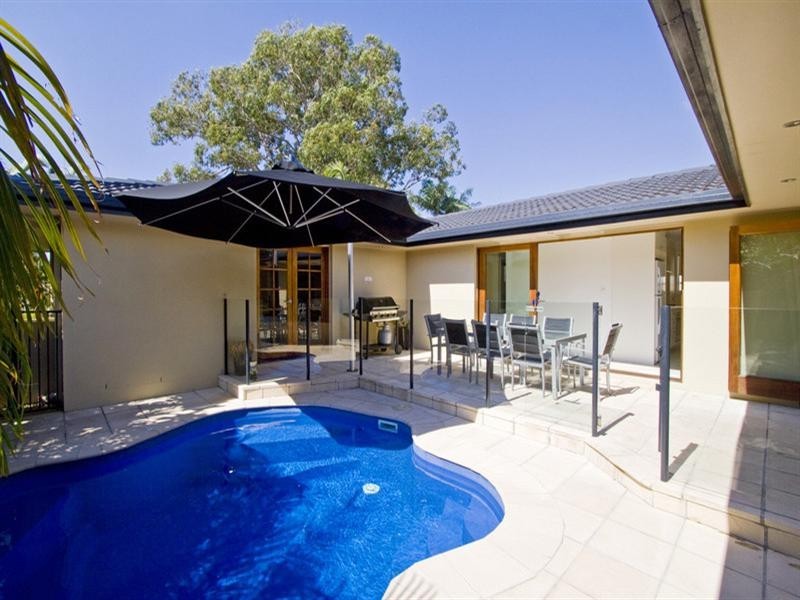 10 Eagle Avenue, Burleigh Waters QLD 4220