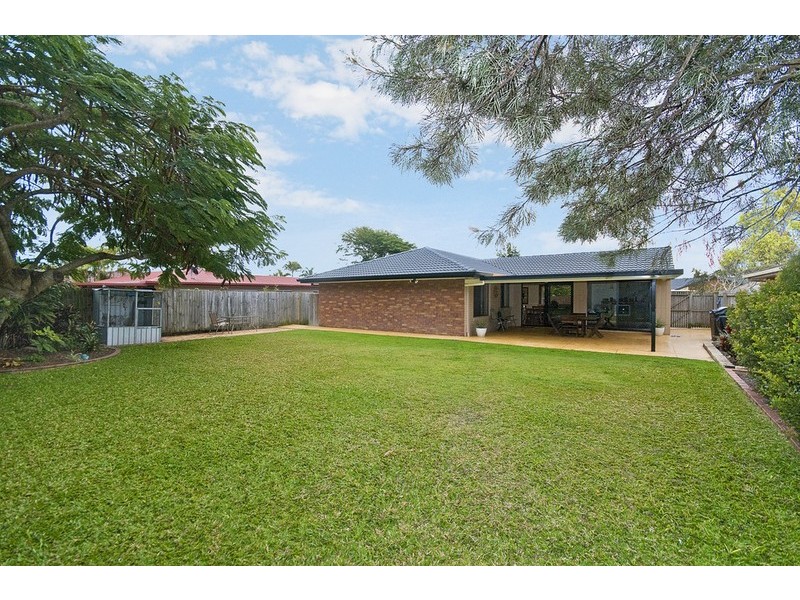 33 Avocado Street, Elanora QLD 4221