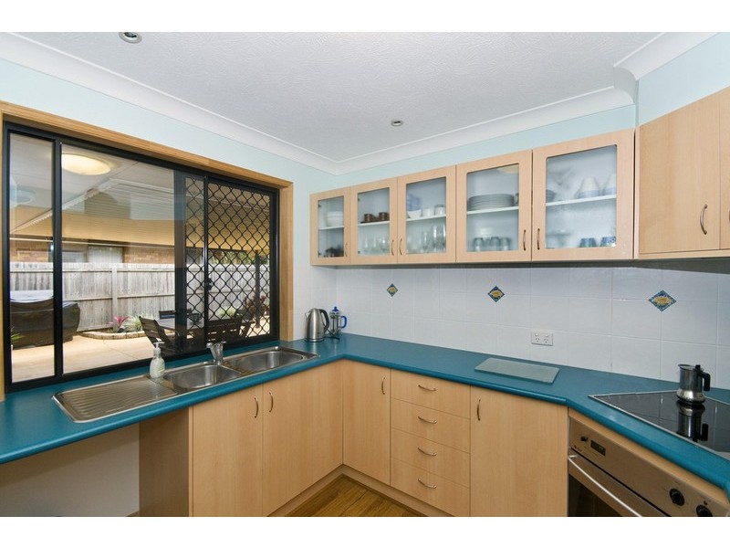 33 Avocado Street, Elanora QLD 4221