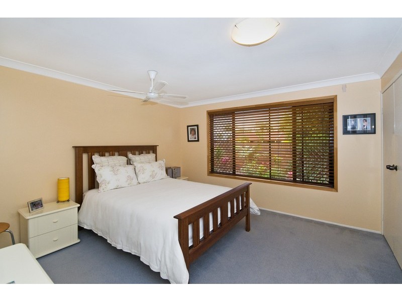 33 Avocado Street, Elanora QLD 4221