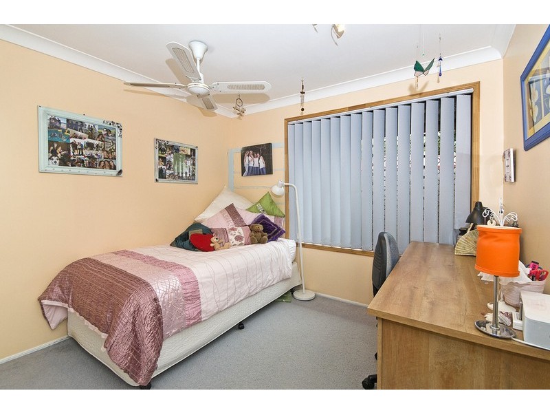 33 Avocado Street, Elanora QLD 4221