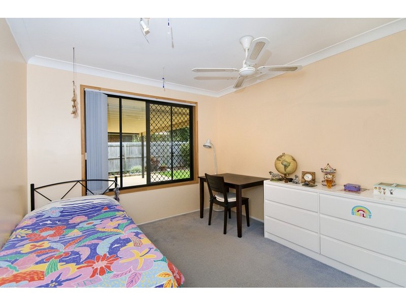 33 Avocado Street, Elanora QLD 4221