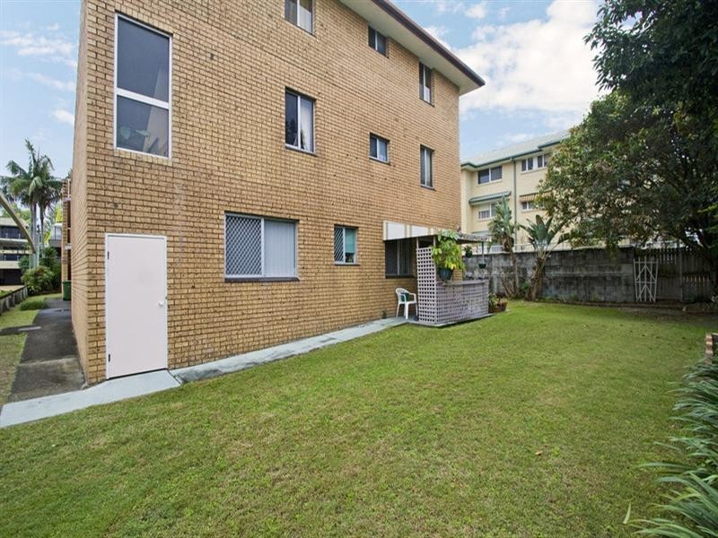 1/16 Thirteenth Avenue, Palm Beach QLD 4221