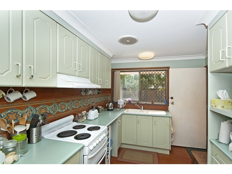 13 Sycamore Place, Palm Beach QLD 4221
