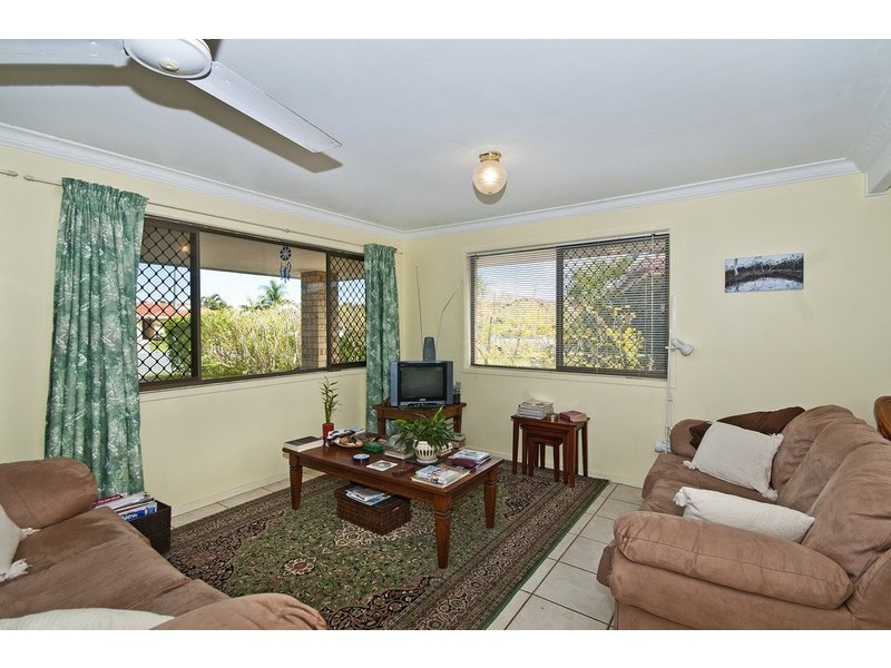 13 Sycamore Place, Palm Beach QLD 4221