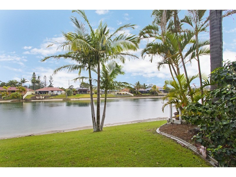 130/2 Coolgardie Street, Elanora QLD 4221