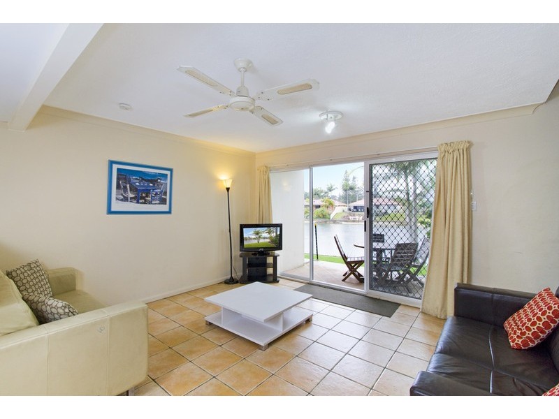 130/2 Coolgardie Street, Elanora QLD 4221
