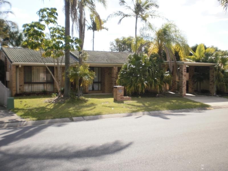 37 Seabrook Street, Elanora QLD 4221