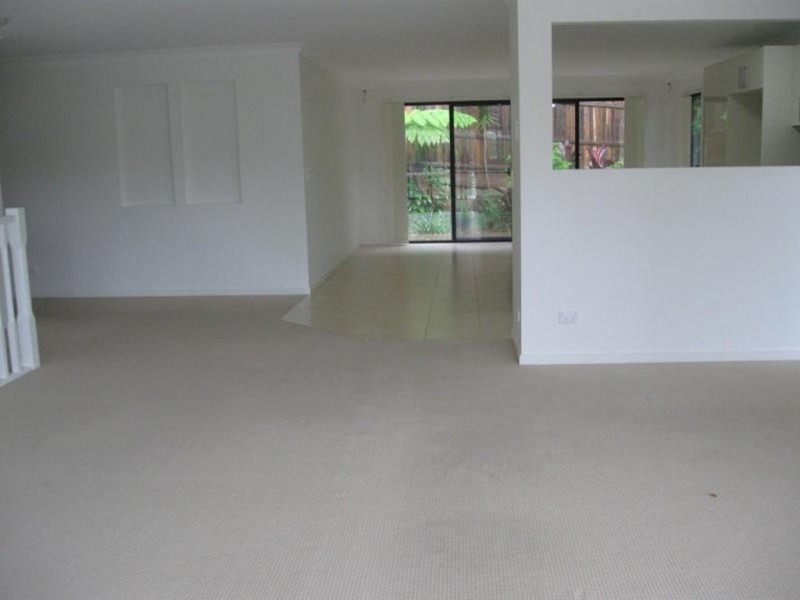 2/11 Sellin Place, Currumbin Waters QLD 4223