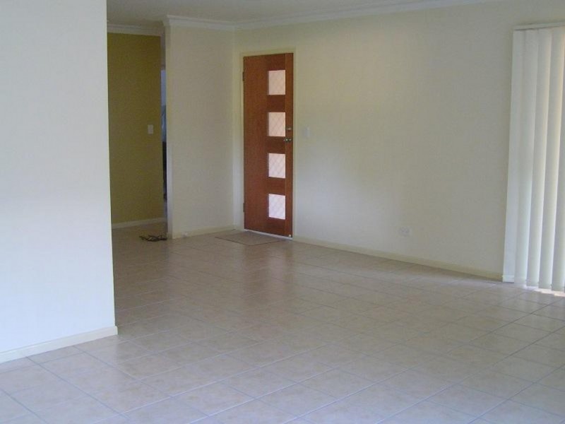 17 Tahiti Avenue, Palm Beach QLD 4221