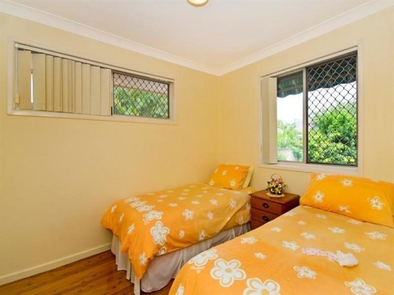 86 Leyte Avenue, Palm Beach QLD 4221