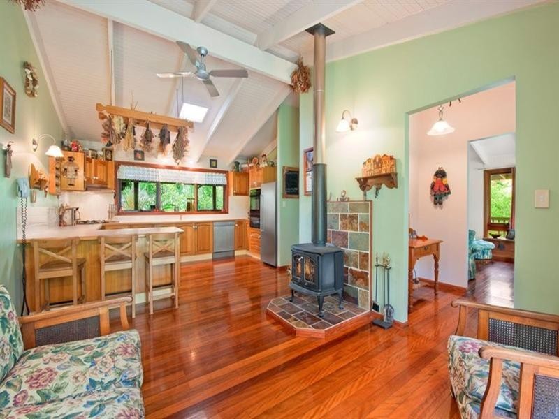 2 Ronelle Court, Tallebudgera QLD 4228