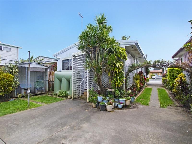 36 Seventh Avenue, Palm Beach QLD 4221