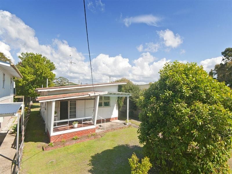 28 Molucca Avenue, Palm Beach QLD 4221