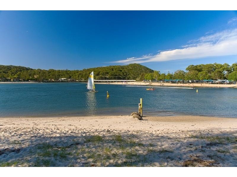 2/38 Tallebudgera Drive, Palm Beach QLD 4221