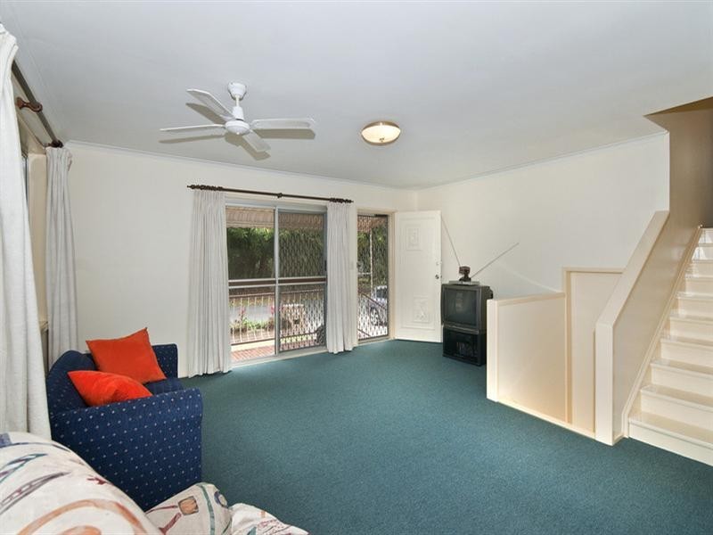 45 Waikiki Avenue, Palm Beach QLD 4221