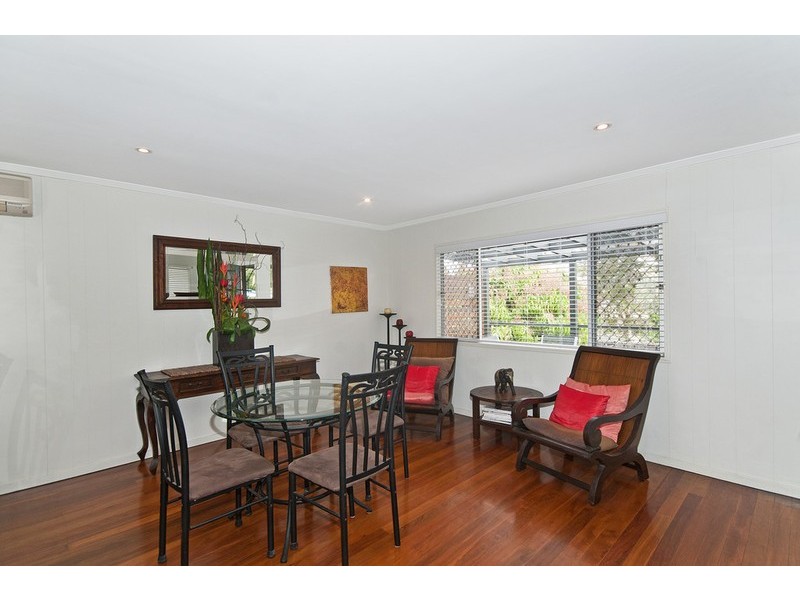 4 Chirn Lane, Labrador QLD 4215