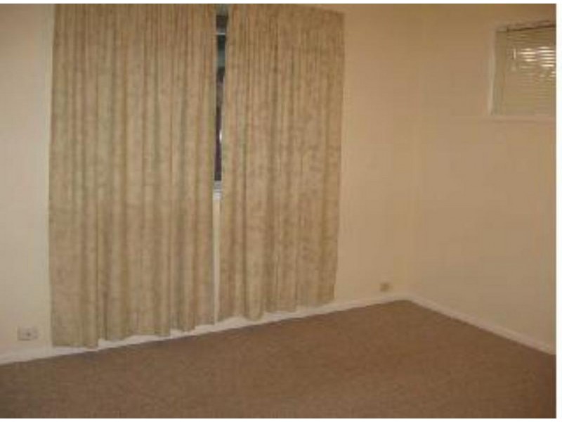 77 Leyte Avenue, Palm Beach QLD 4221